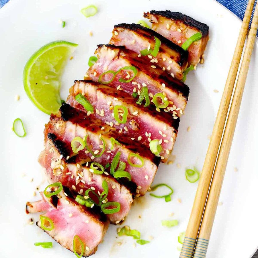 Seared Tuna with Lime dipping sauce